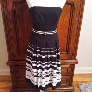 White House Black Market Strapless Dress